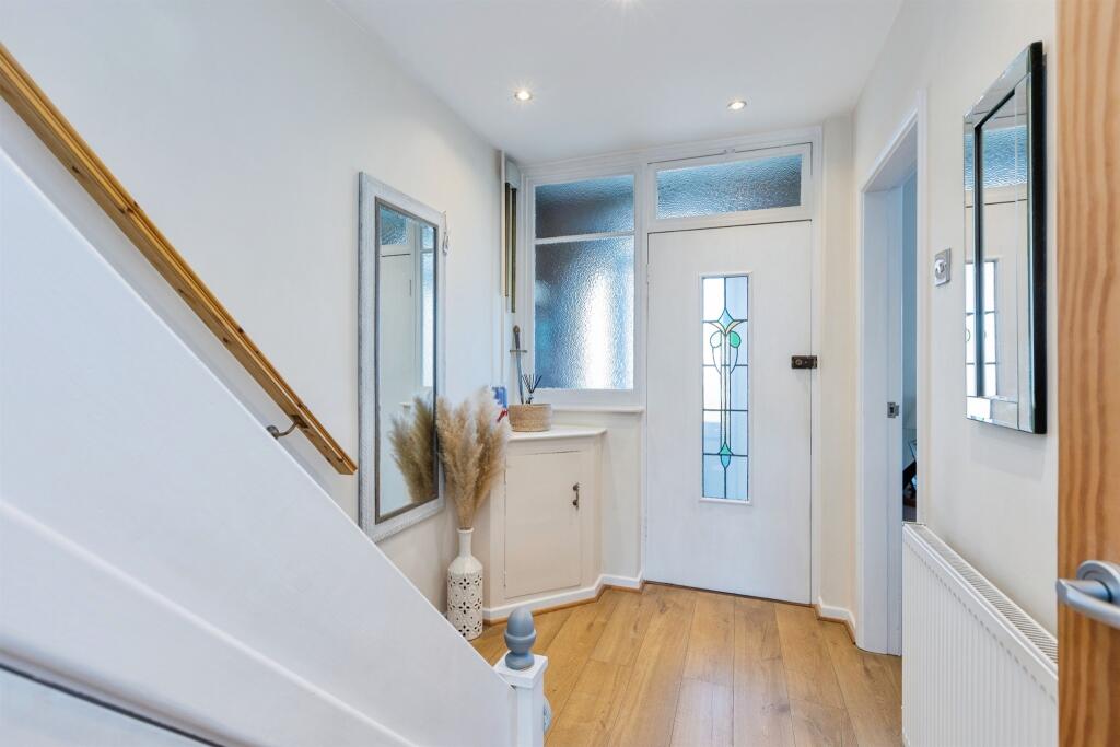 House in Harborough, Scraptoft - More