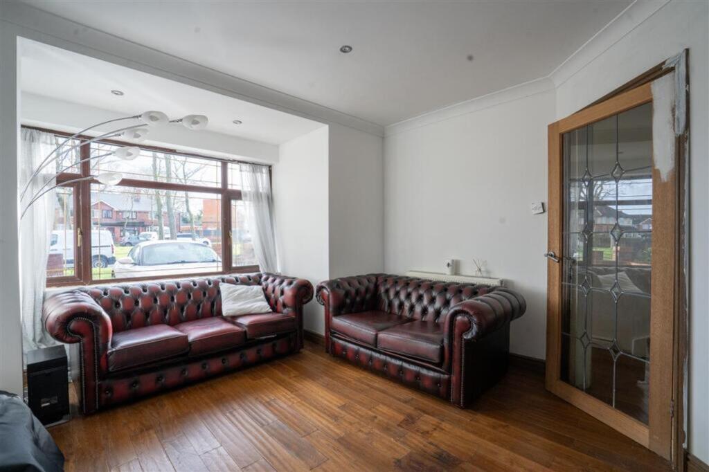 House in Birmingham, Acocks Green - View 3