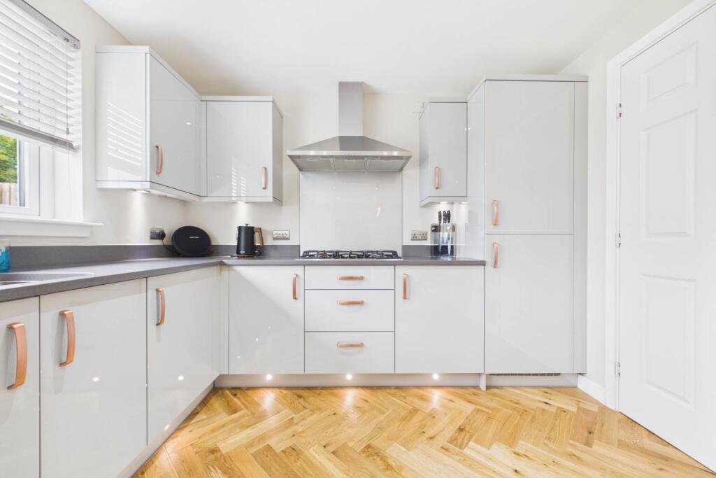 House in Motherwell - More