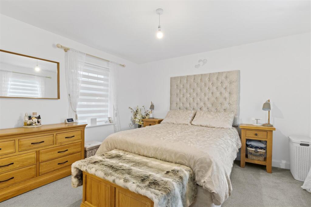 House in Wealden, Hailsham - View 3