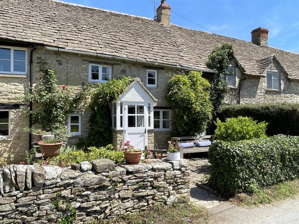 Main image of property: Ballingers Row, Chedworth, Cheltenham