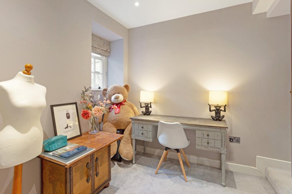 4 bedroom flat for rent