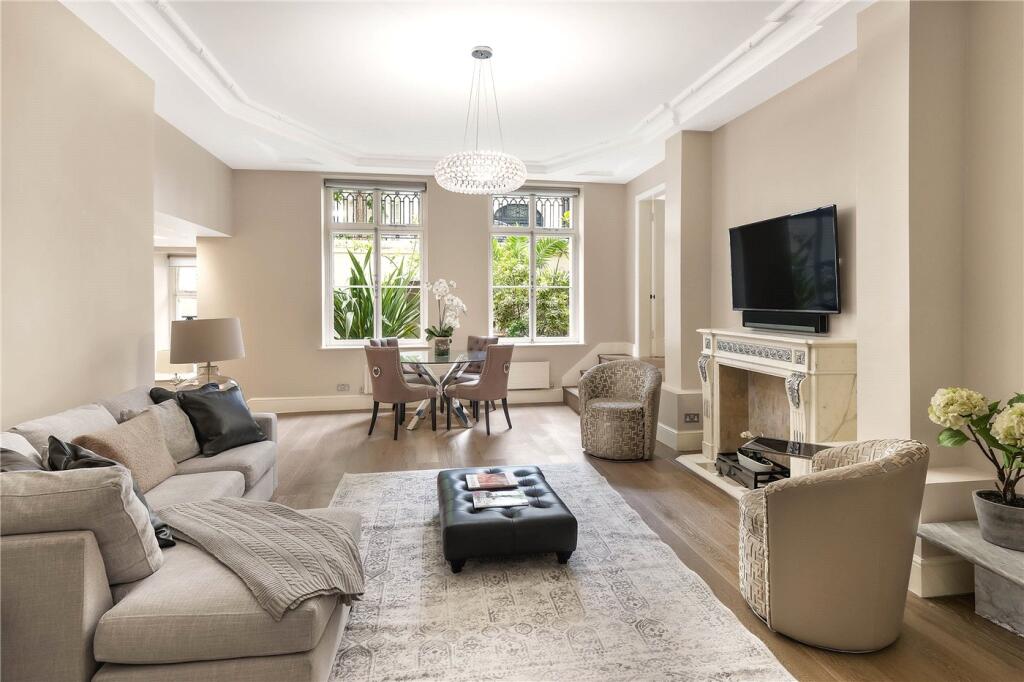 Main image of property: Mansfield Street, London, W1G