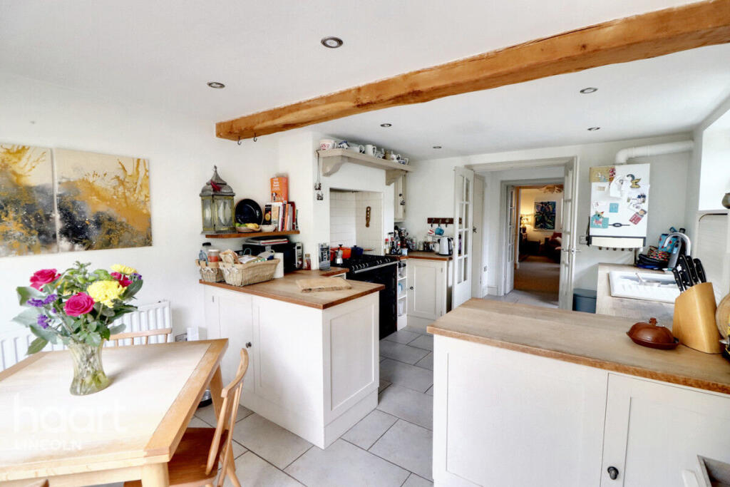 House in North Kesteven, Washingborough - View 2