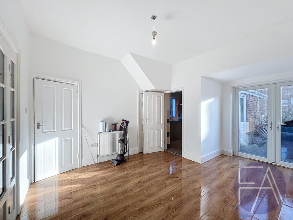 House in Sefton, High Park - View 5