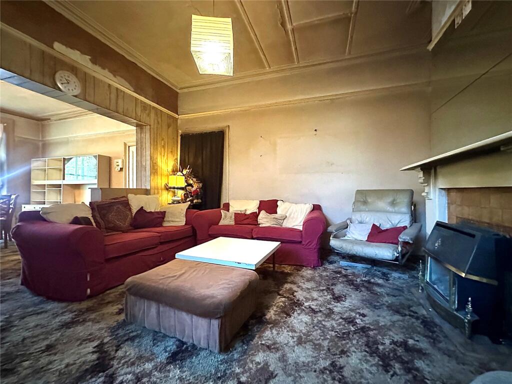 House in Birmingham, Stockland Green - More