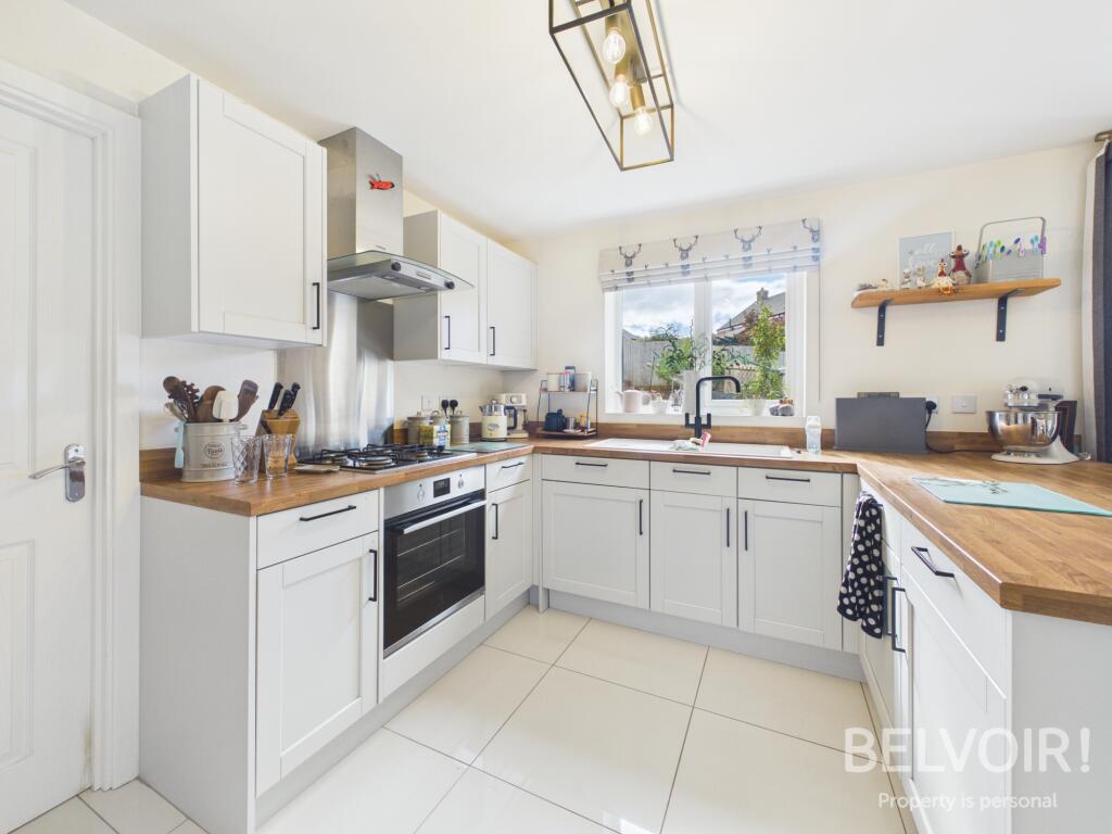 House in Stoke-on-Trent - View 5