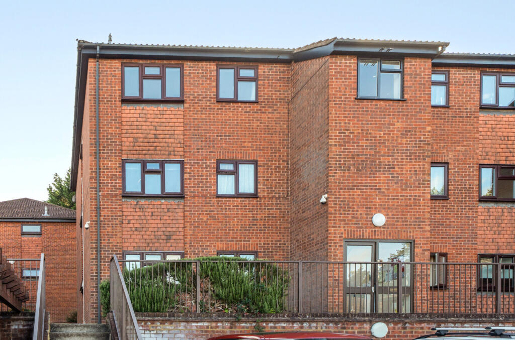 Main image of property: Kaybridge Close, High Wycombe, Buckinghamshire