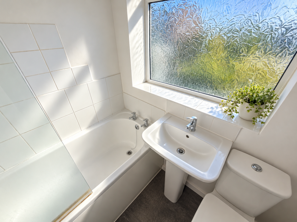 House in Wigan, Orrell Post - View 4