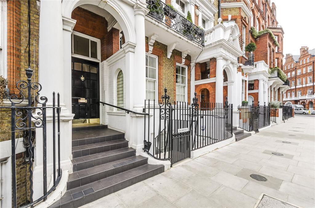 Main image of property: Pont Street, London, SW1X
