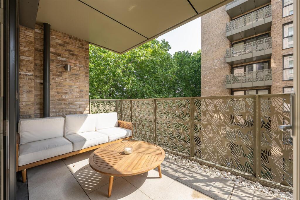Apartment in London, Leyton - View 5