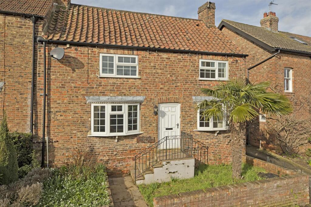 Main image of property: Hillrise Cottage, Back Street, Aldborough, Boroughbridge, York