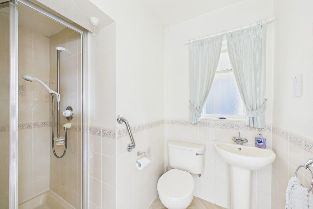 House in Lancaster - View 4