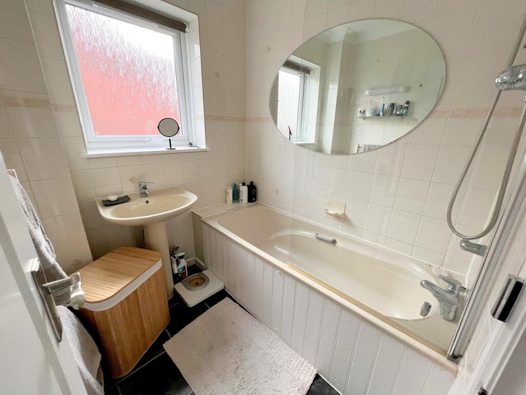 34-36 Whitefield Road, New Milton, Hampshire. BH25 6DF - More