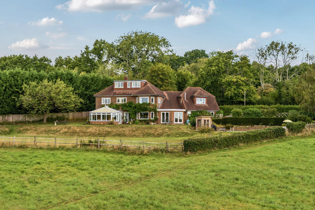 5-bed detached on Argos Hill, Mayfield, TN20, £1,195,000