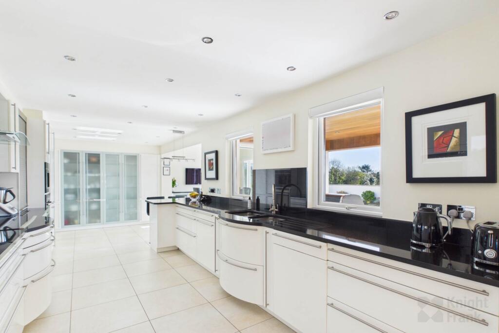 House in London, Park Royal - View 5