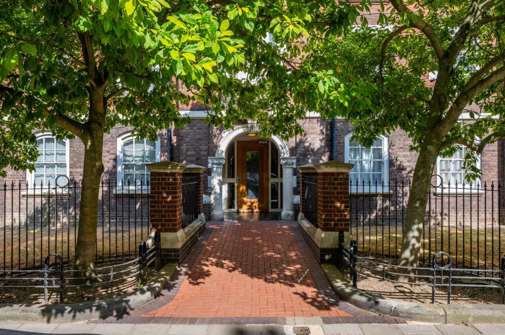 Property photo 8