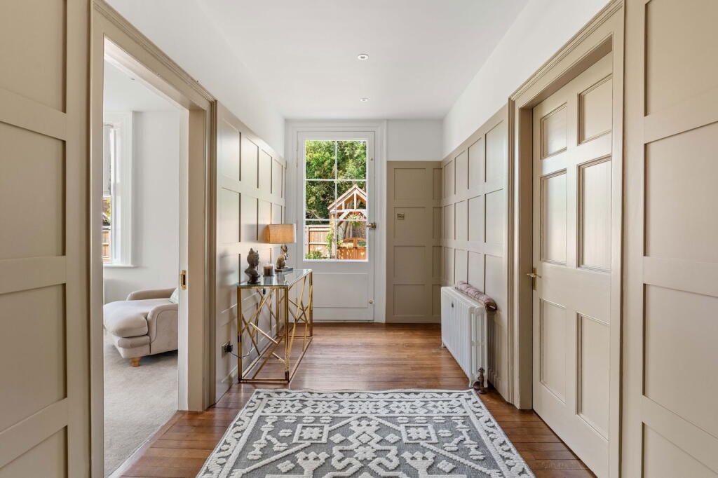 Hare House, Hare Street, Buntingford, SG9 photo 4