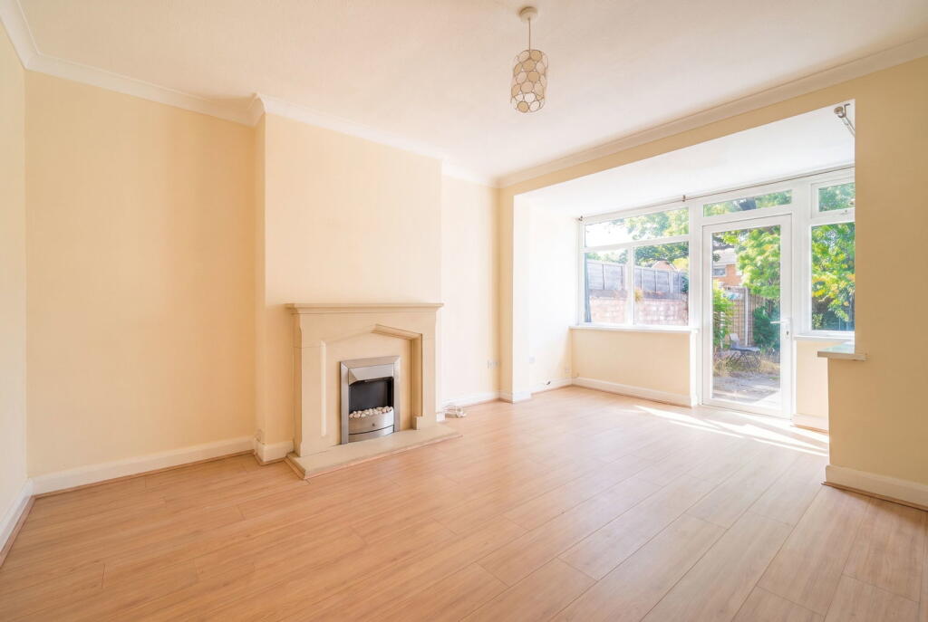 House in Birmingham, Hall Green - View 4