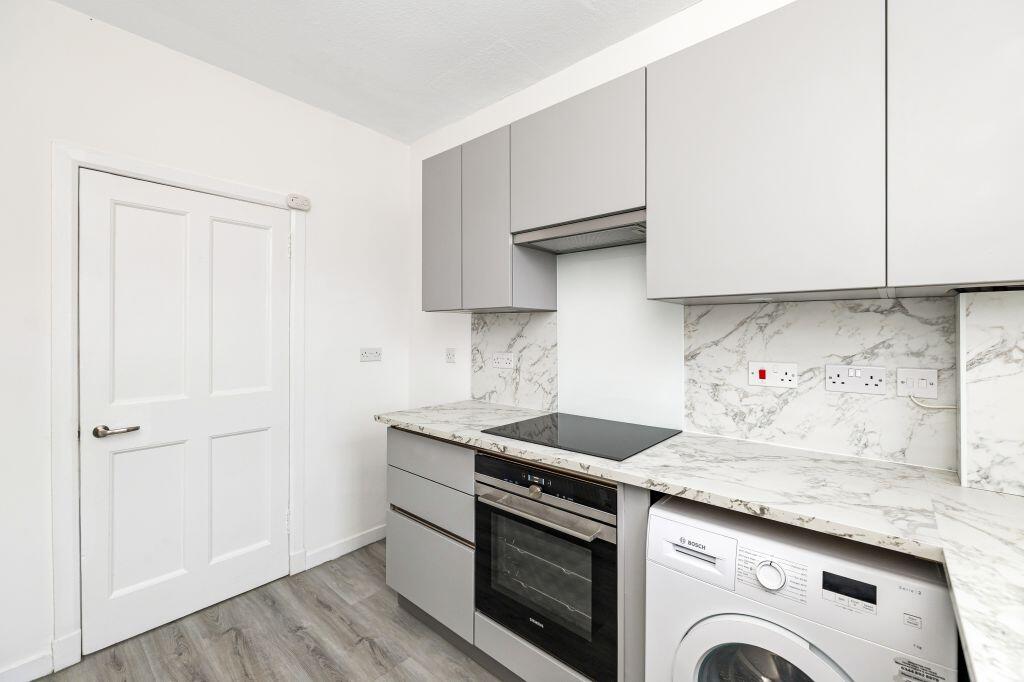 Apartment in Edinburgh - View 5