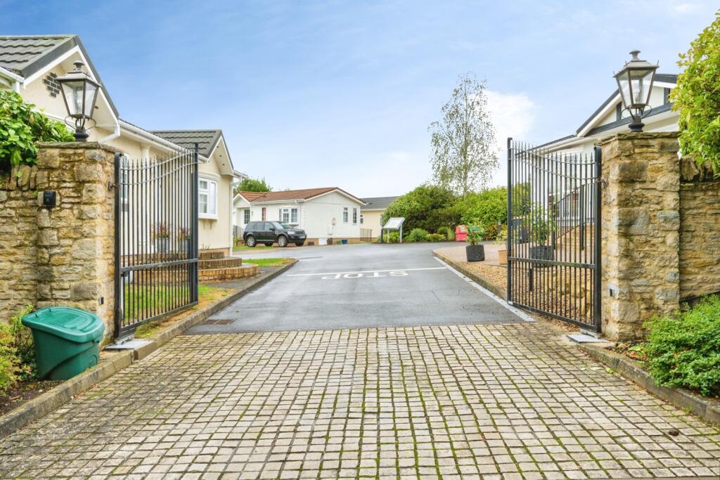 House in Felmersham, Bedford - View 5