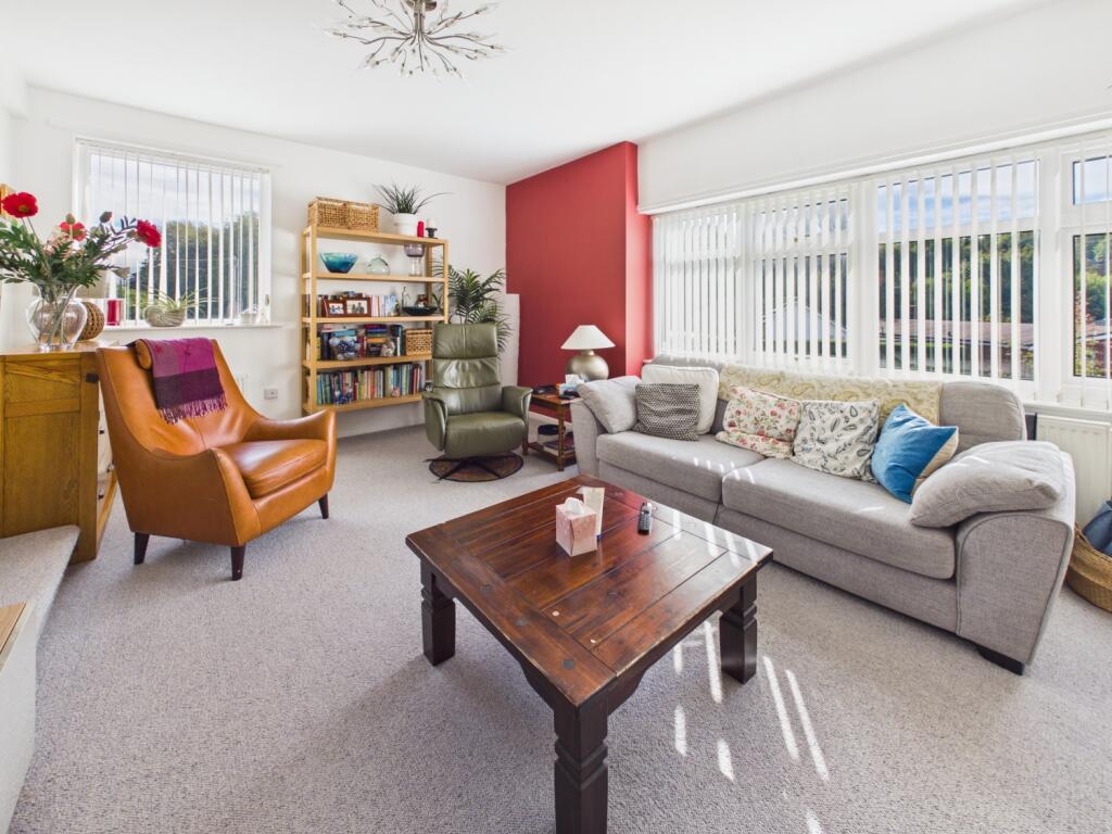 House in North East Derbyshire, Dronfield Woodhouse, Dronfield - View 3