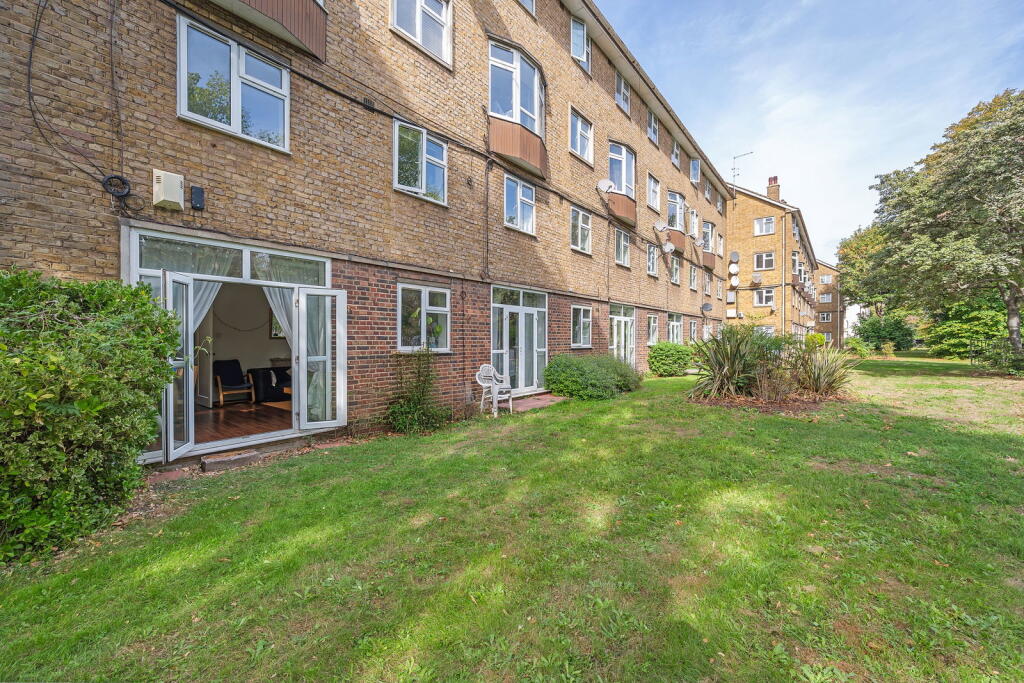 Apartment in London - View 3