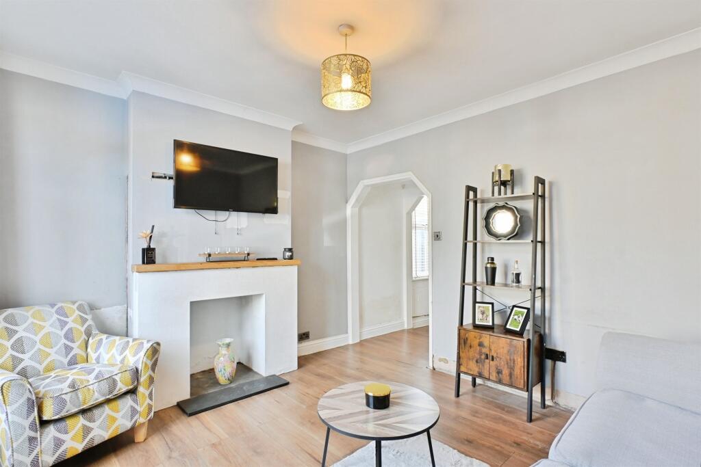 House in Fenland, March - View 4