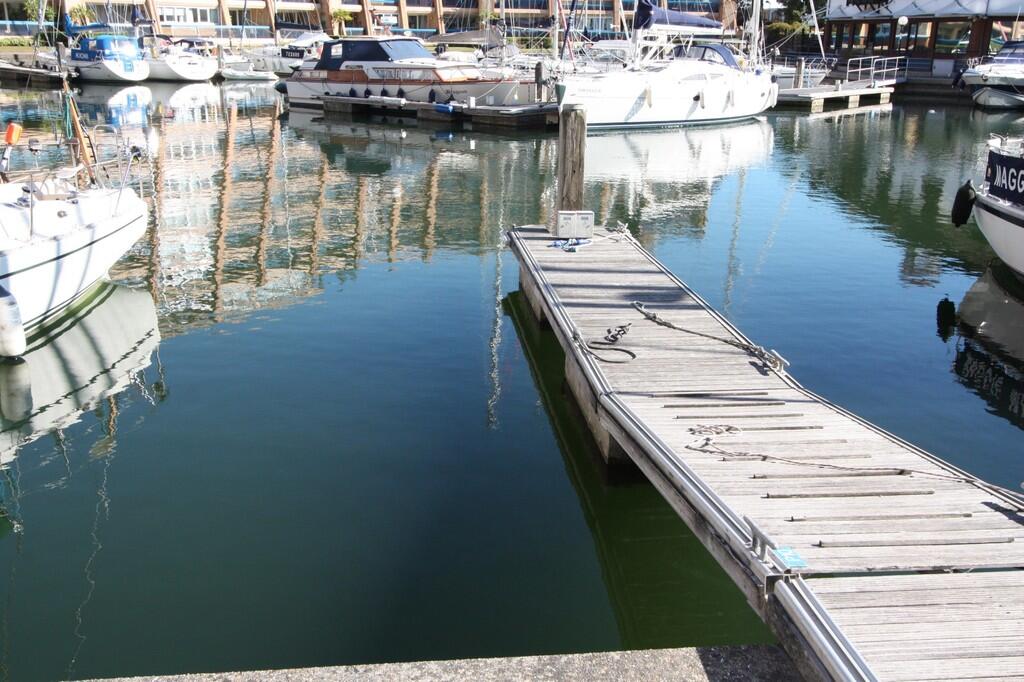 Oyster Quay, Port Solent - View 2