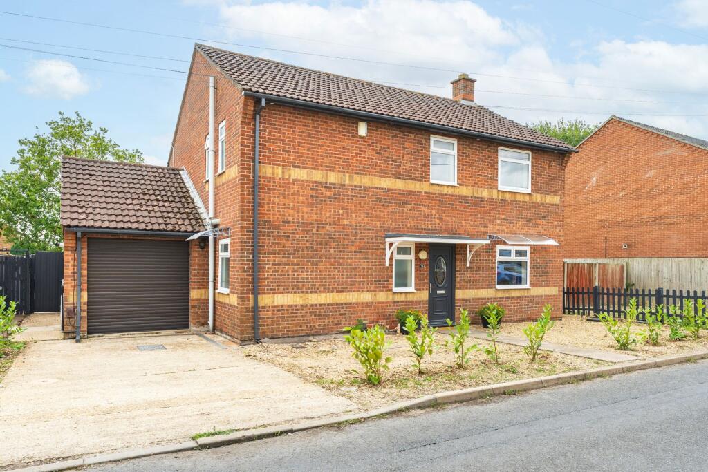 4-bed detached on New Drove, Wisbech, £270,000
