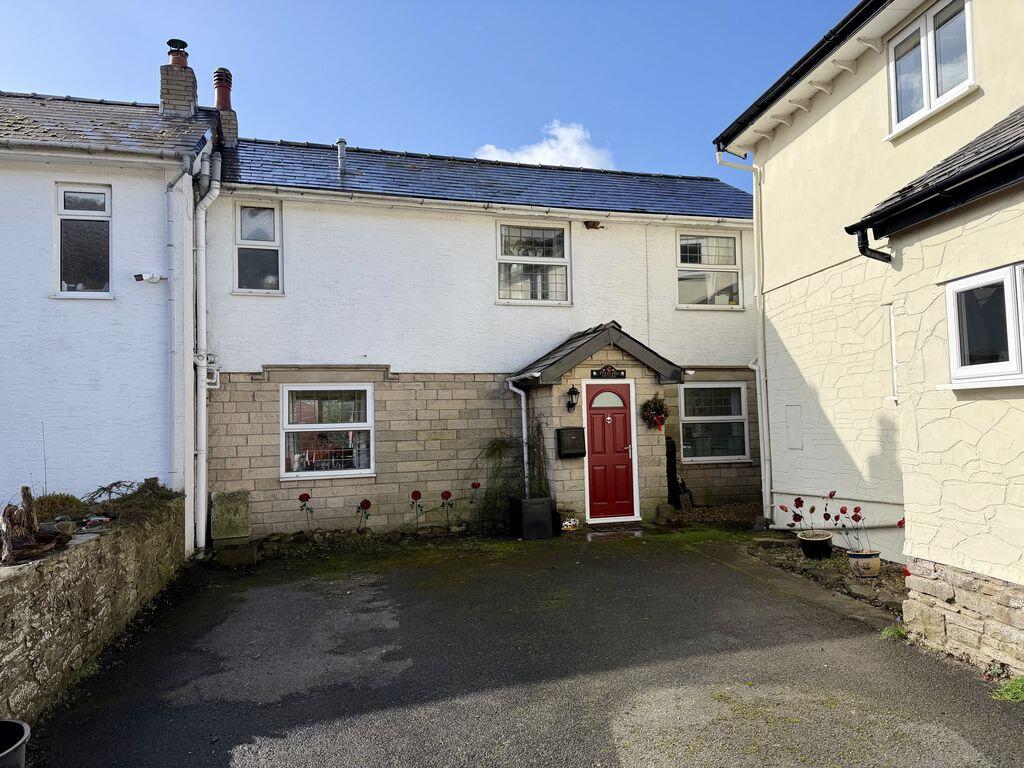 Main image of property: Llanwenarth, Abergavenny