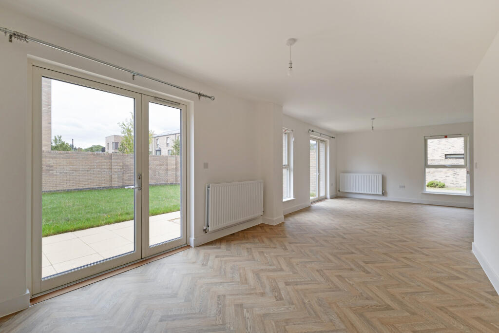 Main image of property: Leaf Living at Beckley Place, Oxford, OX3, Headington