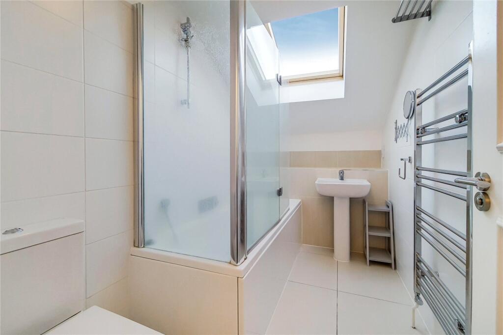 Apartment in London - View 4