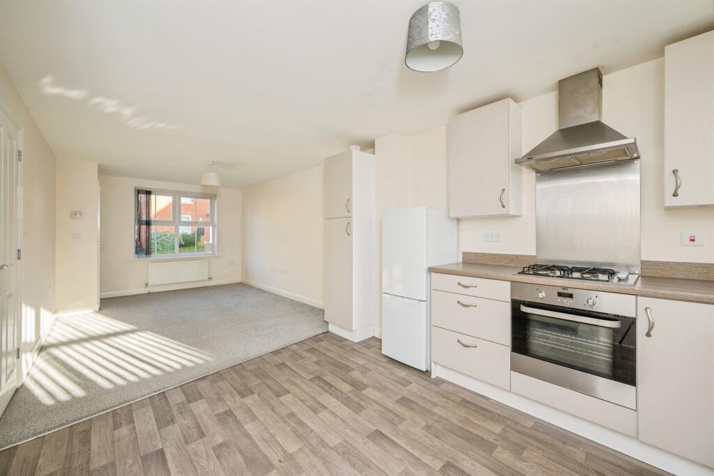 Sorrel Close, Uttoxeter photo 3