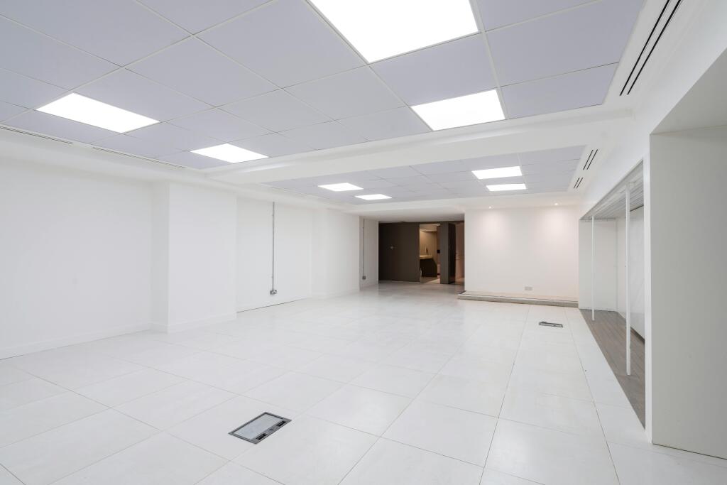 LG Floor