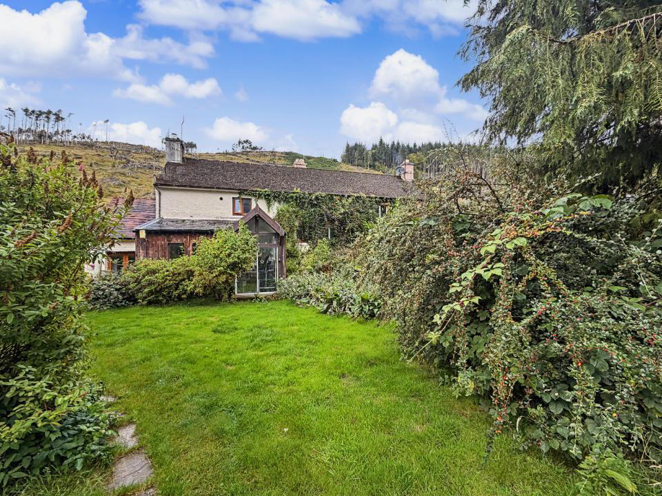 House in Perth, North Laggan - View 4