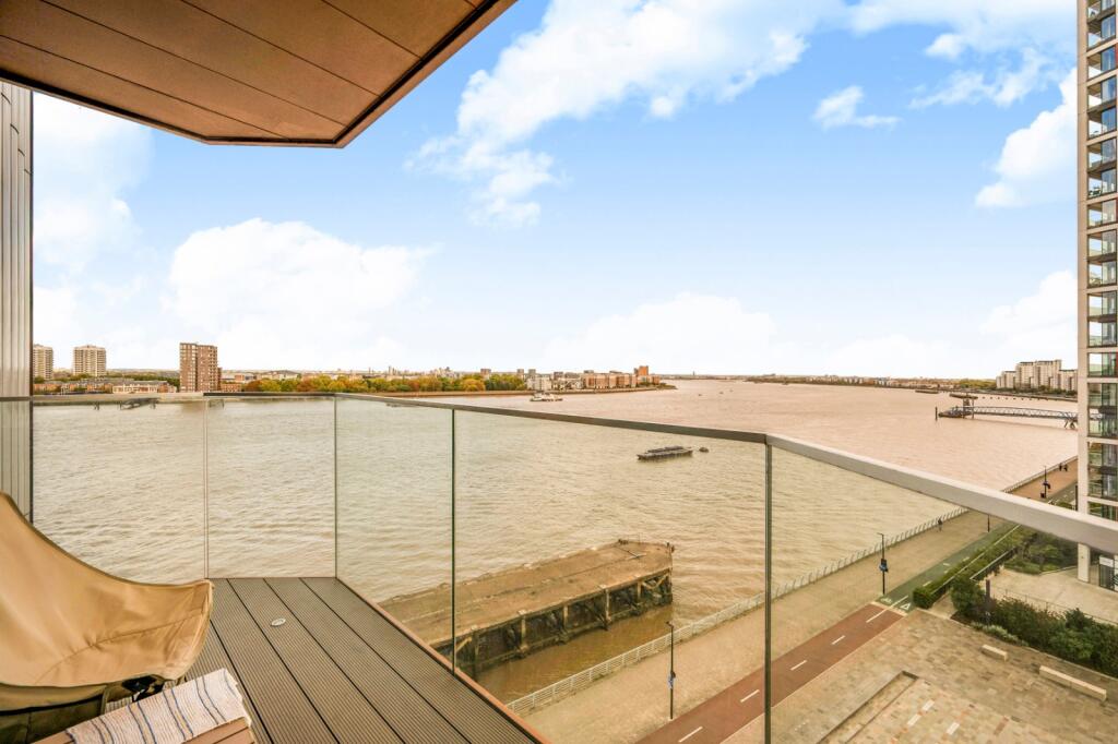 Apartment in London, Royal Borough of Greenwich - View 2