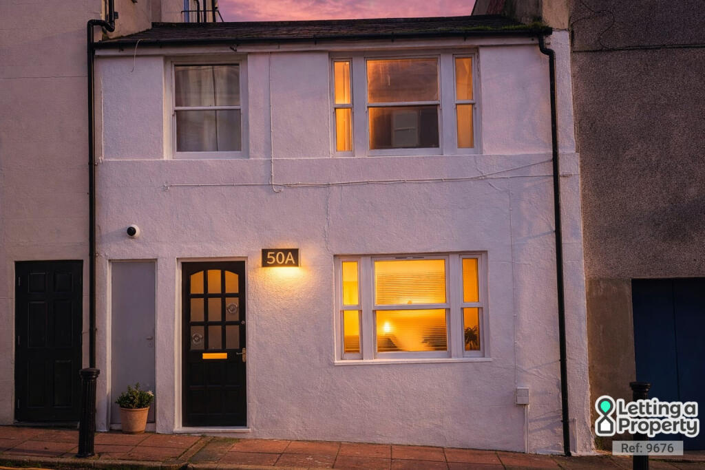 Main image of property: Regency Square, Brighton, East Sussex, BN1 2FJ