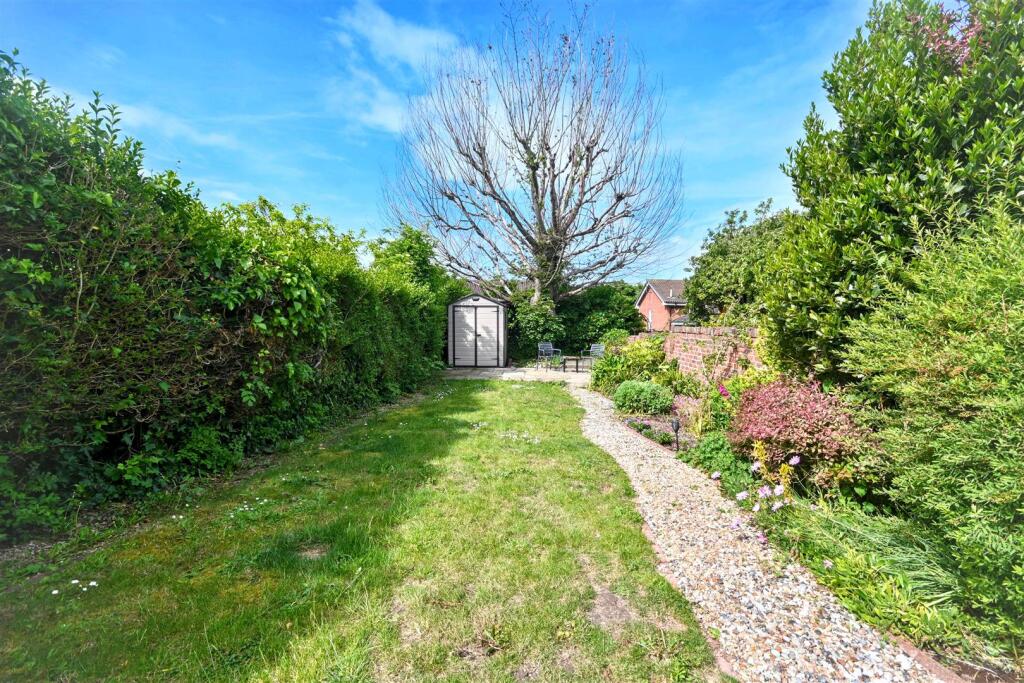 Willingdon Road, Eastbourne photo 5