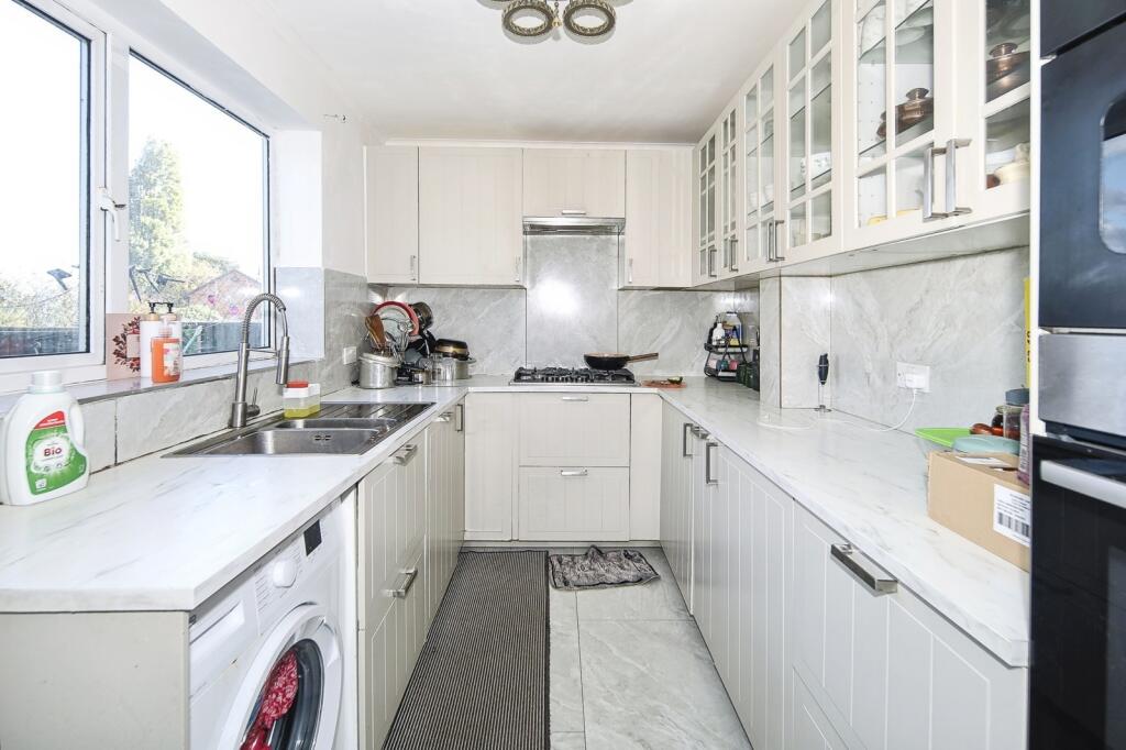 House in Coventry, West Midlands - View 4
