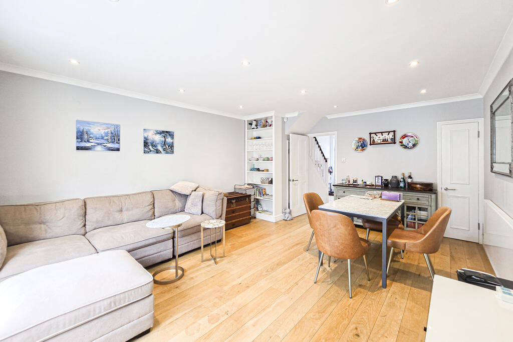 House in London - View 4