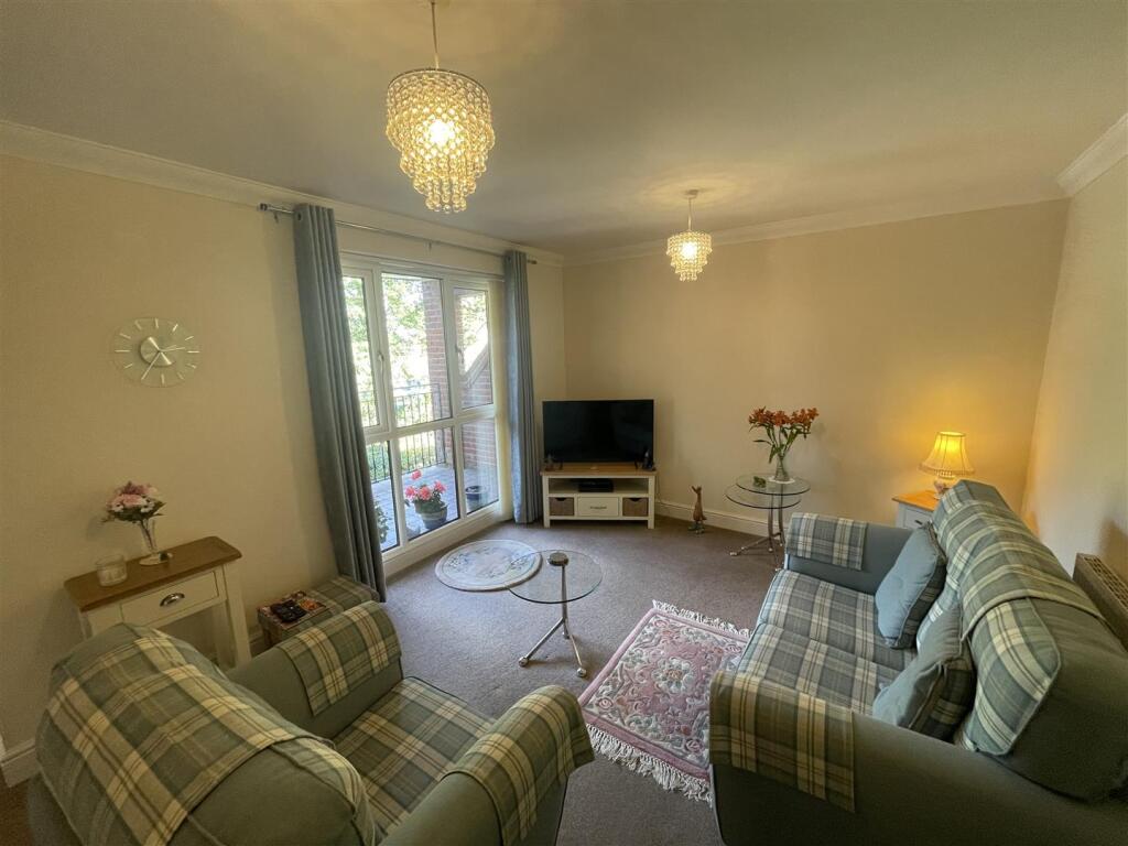 Apartment in Chester - View 2