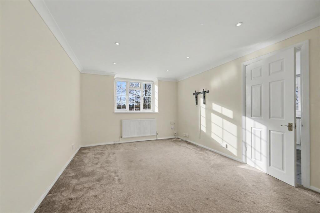Craigmount, Radlett photo 2