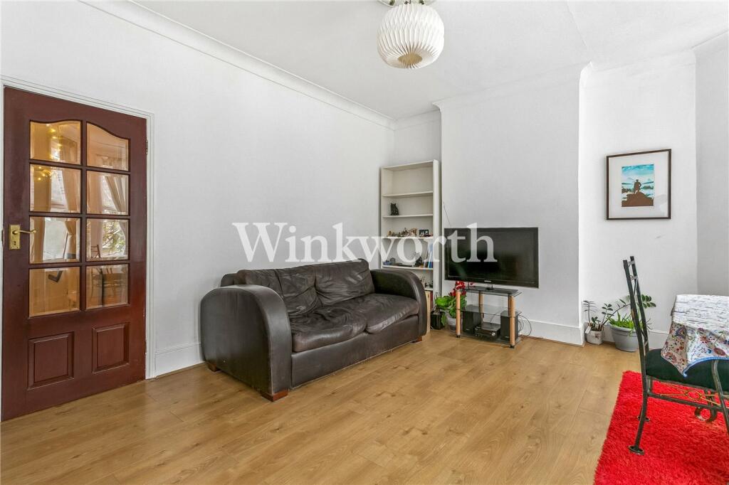 Apartment in London - View 3