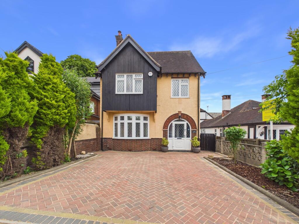 Main image of property: Titchfield Avenue, Sutton in Ashfield, Nottinghamshire