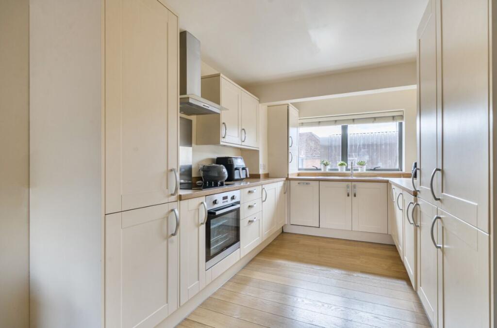 Apartment in Kempston, Bedford - View 2