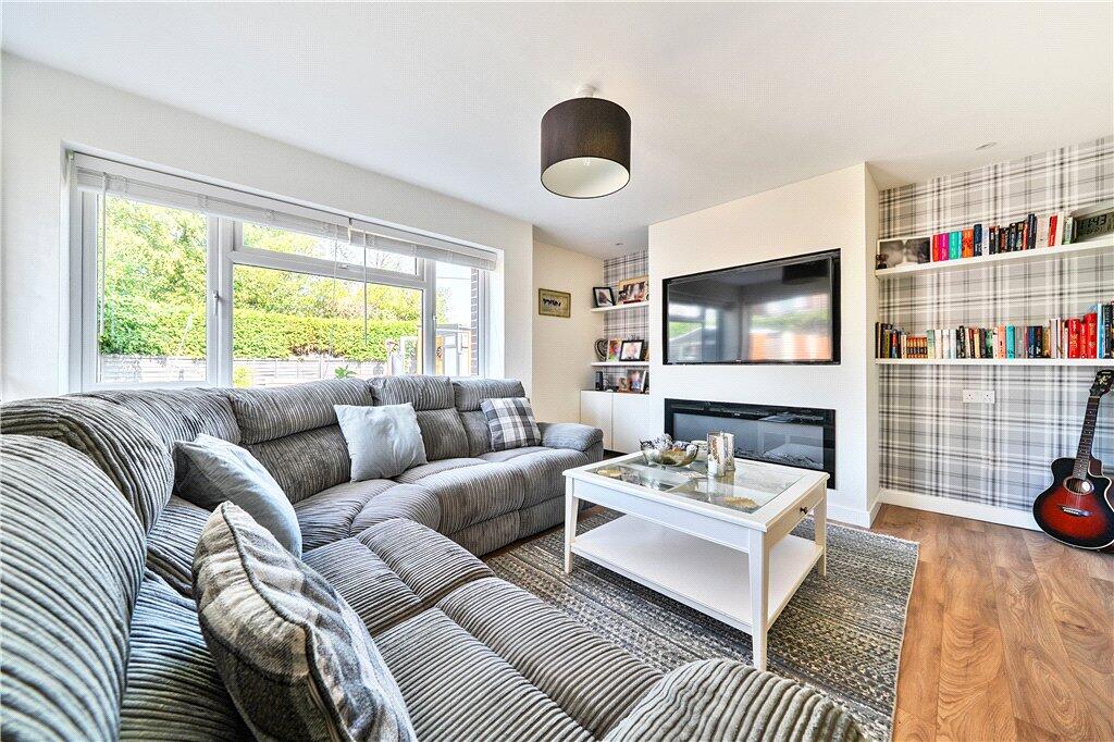 House in Southampton, Brown Hill, North Baddesley - More