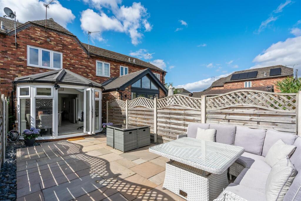 Yew Tree Close, Lapworth, Solihull photo 4