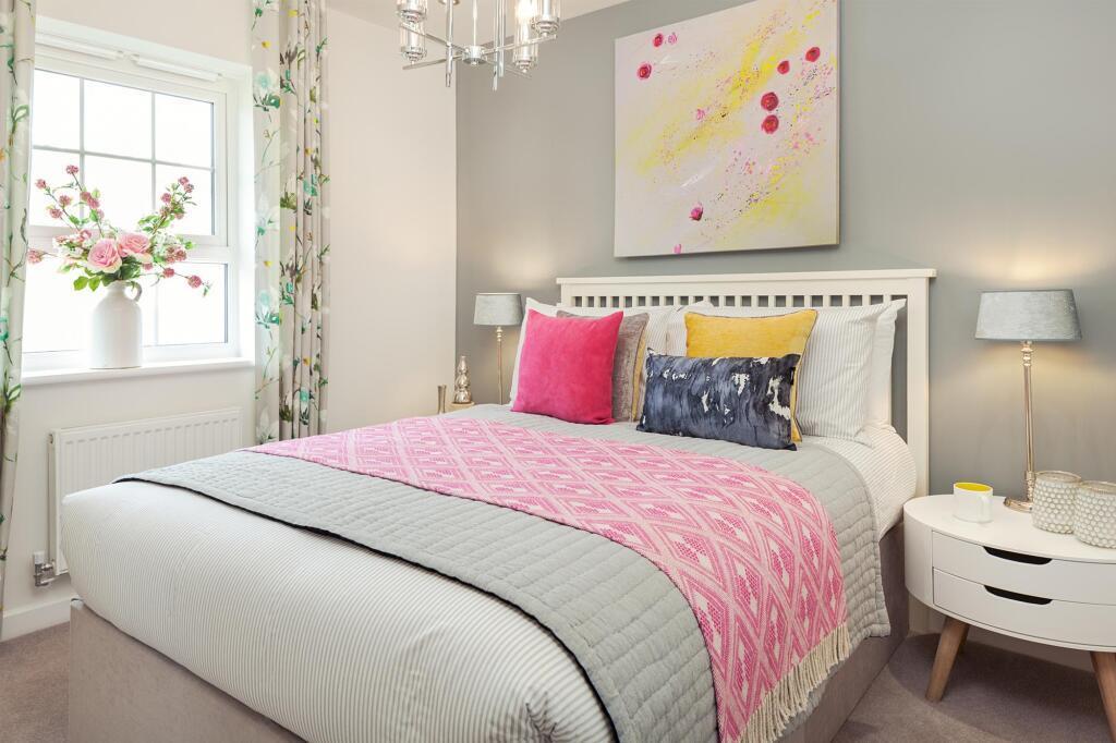House in Stratford-on-Avon, Lighthorne Heath - More