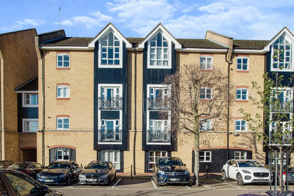 Main image of property: Evans Wharf, HEMEL HEMPSTEAD